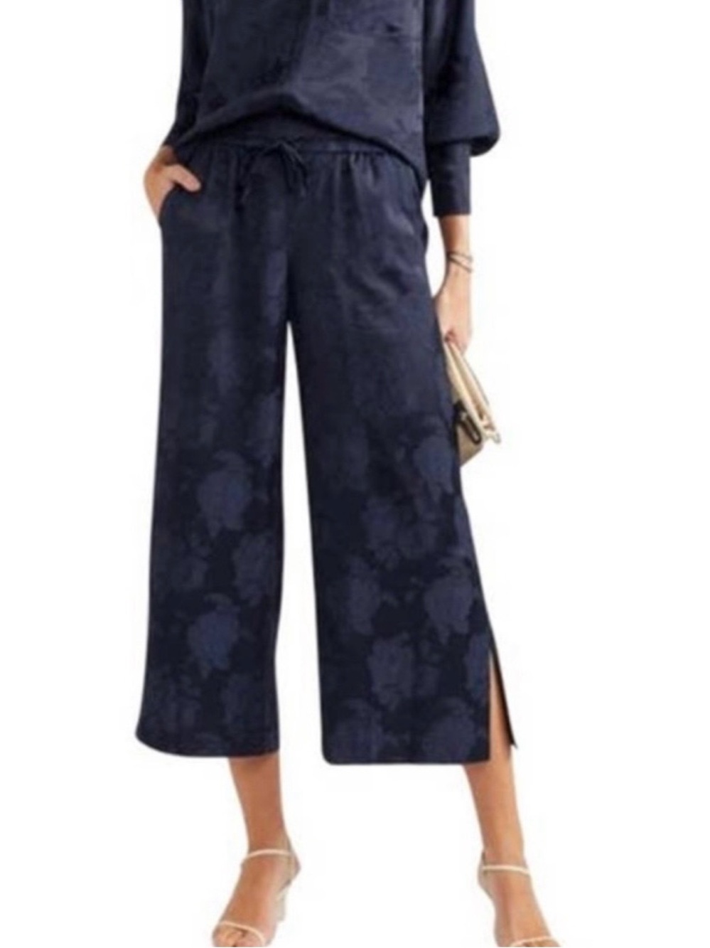 Vince Floral Jacquard Culotte Cropped Pants Navy Blue Women Sz Large Back Pocket